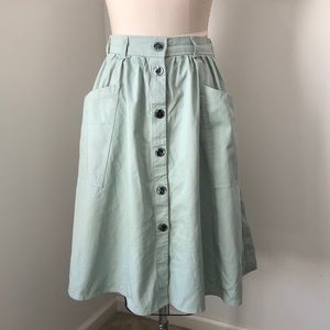 Sweet Soft Green Cotton Gathered Skirt with Button Front and Pockets - Small/Med